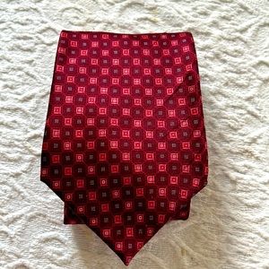Jones New York tie burgundy 100% silk